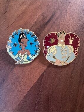 Tiana & Prince Naveen -Princess and the Frog enamel Disney Collectors pins.